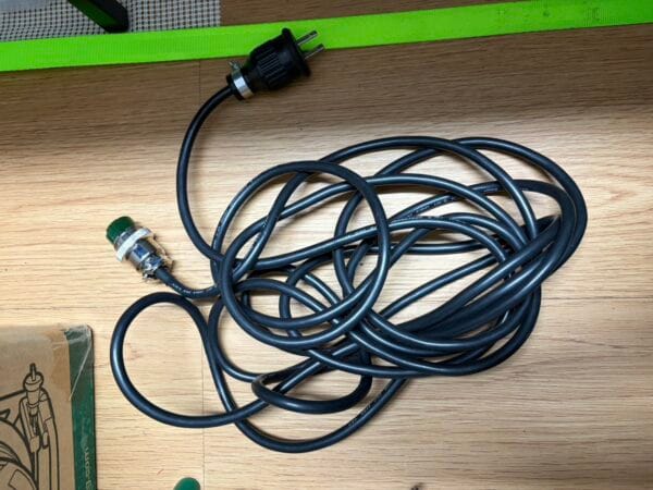 ボンゴキッチンカーの外部電源